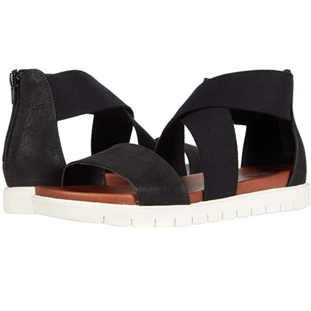 NIB Never Worn sz 6.5 Mia Shoes Women's Adina Sandals